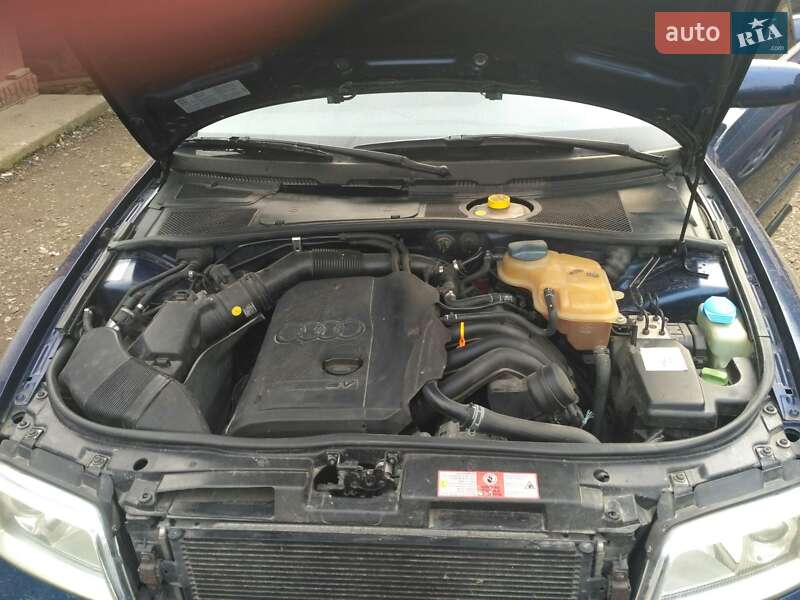 Універсал Audi A4 2001 в Івано-Франківську