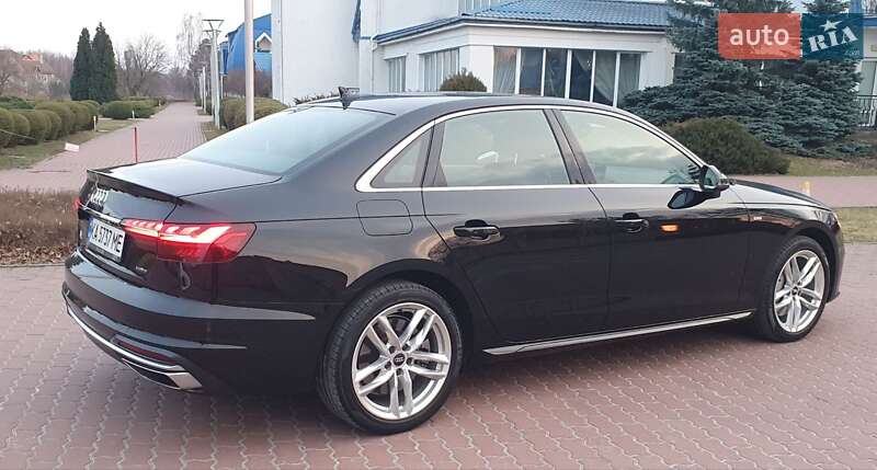 Седан Audi A4 2020 в Киеве