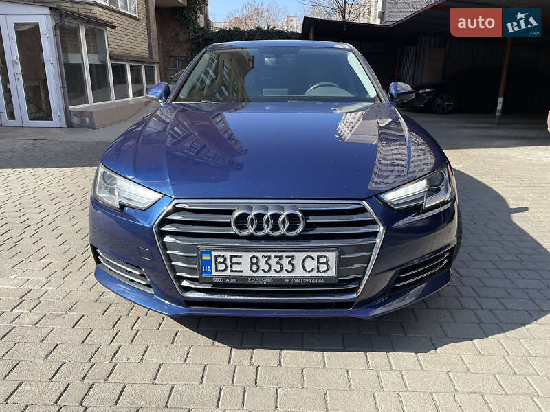 Седан Audi A4 2016 в Николаеве
