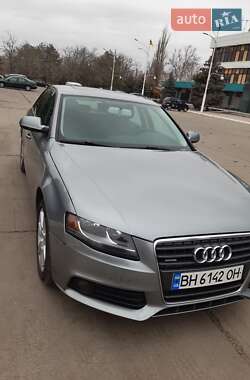 Седан Audi A4 2010 в Измаиле