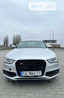 Седан Audi A4 2013 в Черкассах