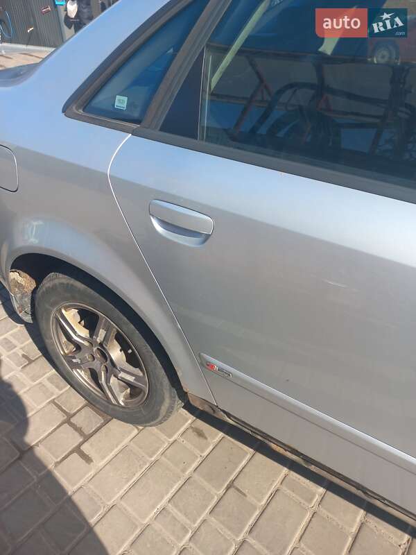 Седан Audi A4 2004 в Кривом Роге