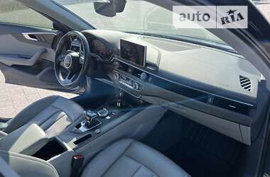 Седан Audi A4 2018 в Сокале