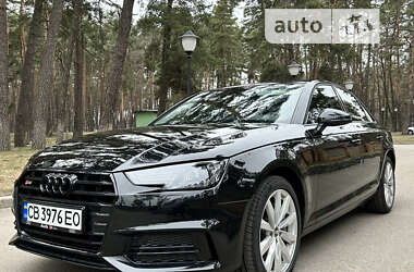 Седан Audi A4 2016 в Чернігові