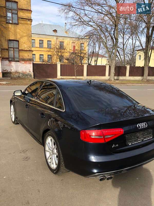 Седан Audi A4 2013 в Софиевской Борщаговке