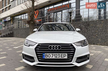 Седан Audi A4 2018 в Тернополі