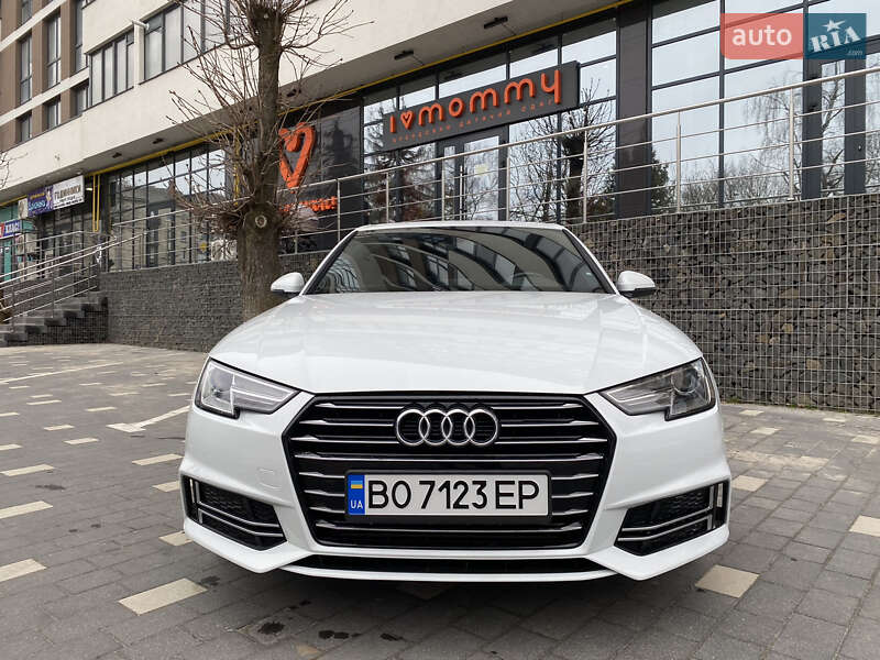 Седан Audi A4 2018 в Тернополе