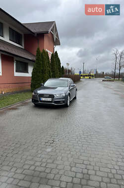 Седан Audi A4 2015 в 