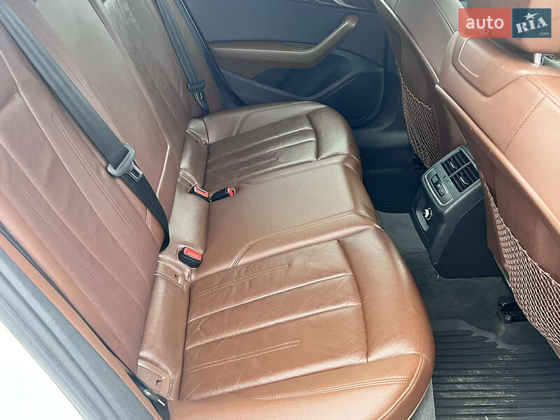 Седан Audi A4 2016 в Черкасах