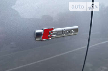 Седан Audi A4 2018 в 