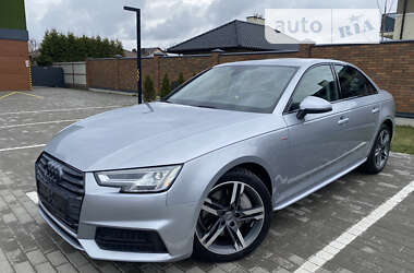 Седан Audi A4 2018 в 