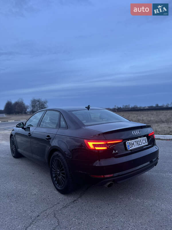 Седан Audi A4 2015 в Сумах
