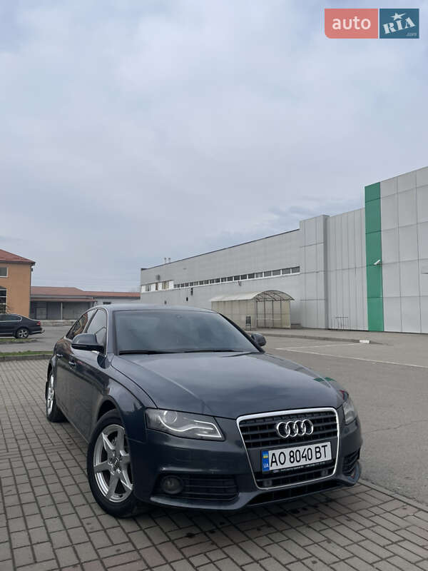 Седан Audi A4 2008 в Ужгороде