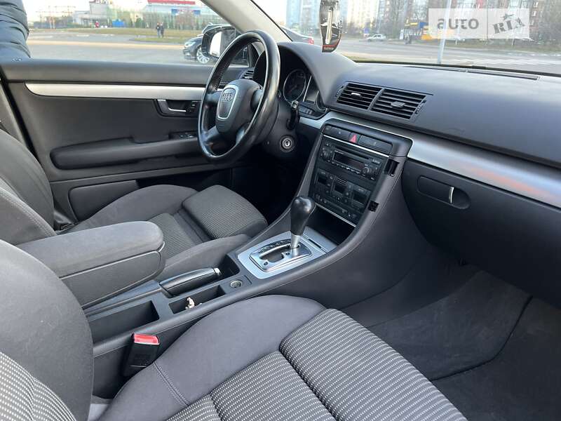 Седан Audi A4 2004 в Черкассах