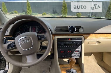 Седан Audi A4 2005 в Хусте