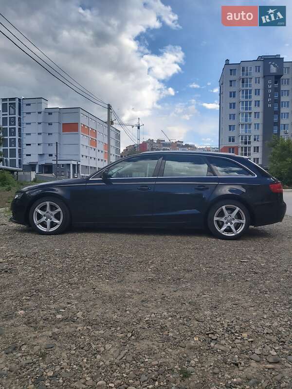 Универсал Audi A4 2010 в Черновцах