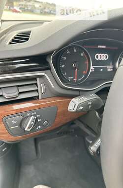 Седан Audi A4 2023 в Києві