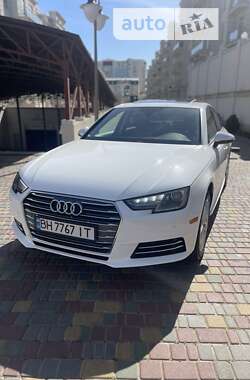 Седан Audi A4 2015 в Одессе