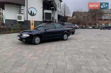 Седан Audi A4 1999 в Луцке