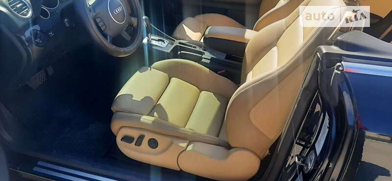 Кабріолет Audi A4 2003 в Запоріжжі