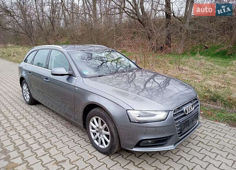 Универсал Audi A4 2012 в Львове