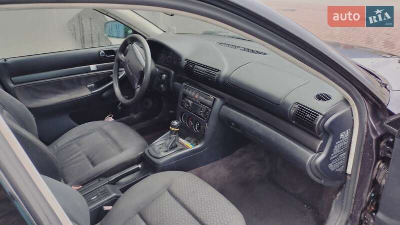 Седан Audi A4 1995 в Хусте фото 4 Седан Audi A4 1995 в Хусте