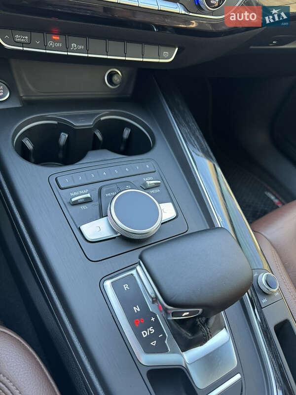 Седан Audi A4 2016 в Києві