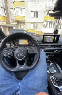 Седан Audi A4 2017 в Чернигове
