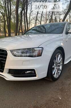 Седан Audi A4 2014 в Чернигове