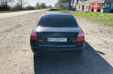 Седан Audi A4 2001 в Полонном