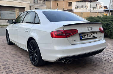Седан Audi A4 2014 в 