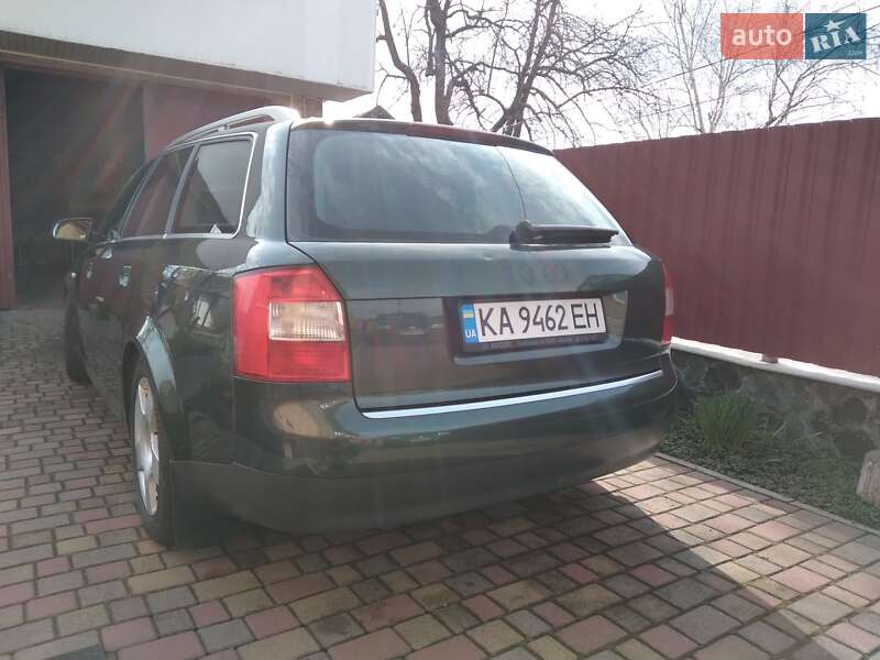 Универсал Audi A4 2002 в Киеве