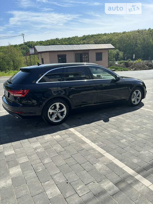 Универсал Audi A4 2019 в Ужгороде