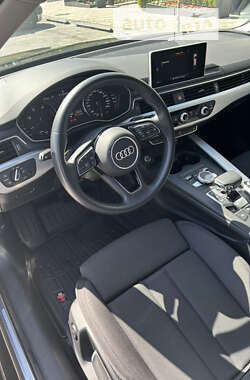 Универсал Audi A4 2019 в Ужгороде