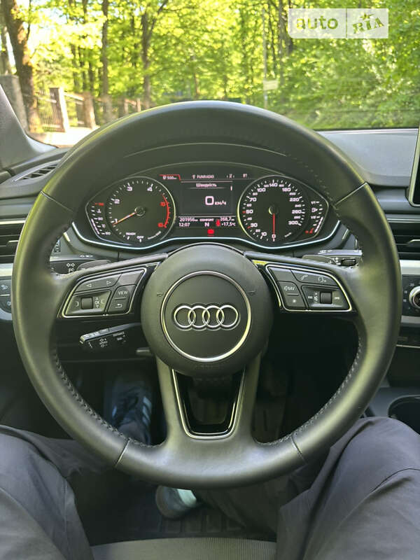 Универсал Audi A4 2019 в Ужгороде