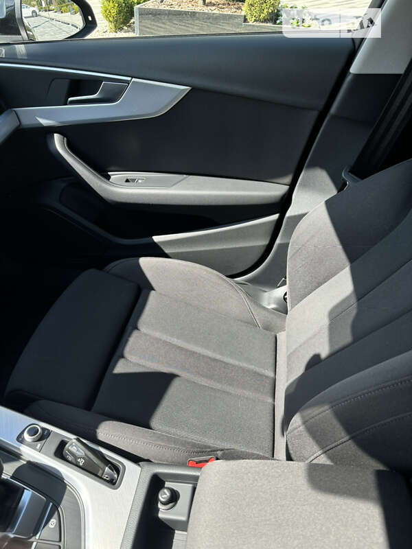 Универсал Audi A4 2019 в Ужгороде фото 49 Универсал Audi A4 2019 в Ужгороде