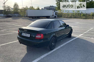 Седан Audi A4 2000 в Ужгороде