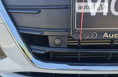 Седан Audi A4 2021 в Кривому Розі