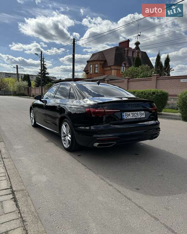 Седан Audi A4 2022 в Києві