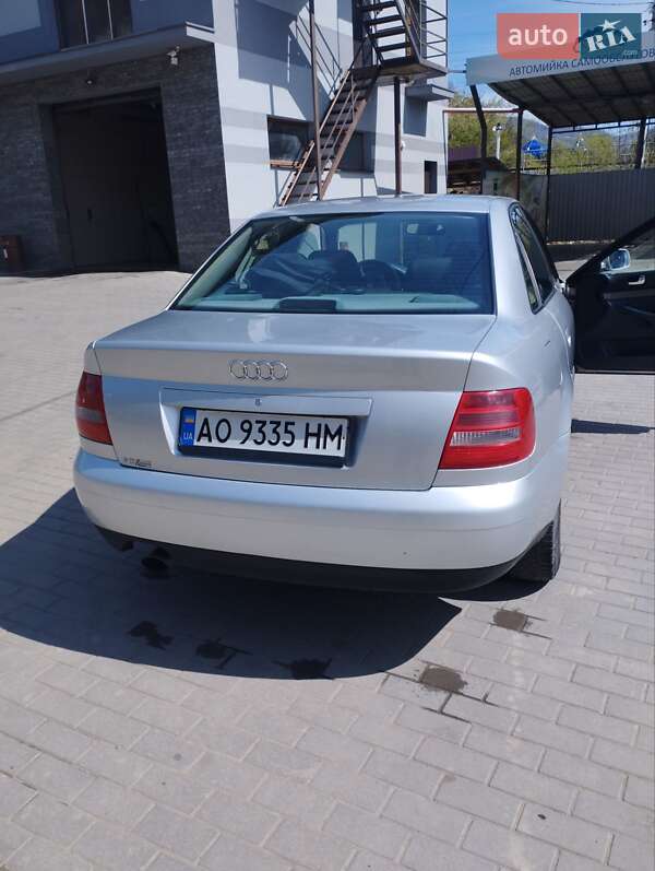 Седан Audi A4 1999 в Рахове фото 2 Седан Audi A4 1999 в Рахове