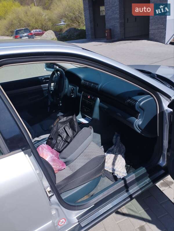 Седан Audi A4 1999 в Рахове фото 4 Седан Audi A4 1999 в Рахове