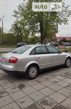 Седан Audi A4 2003 в Луцке