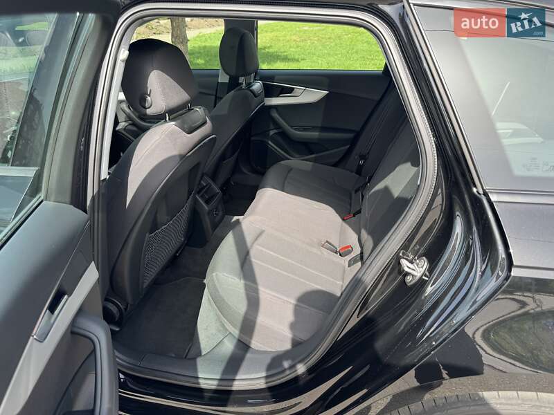 Універсал Audi A4 2018 в Умані