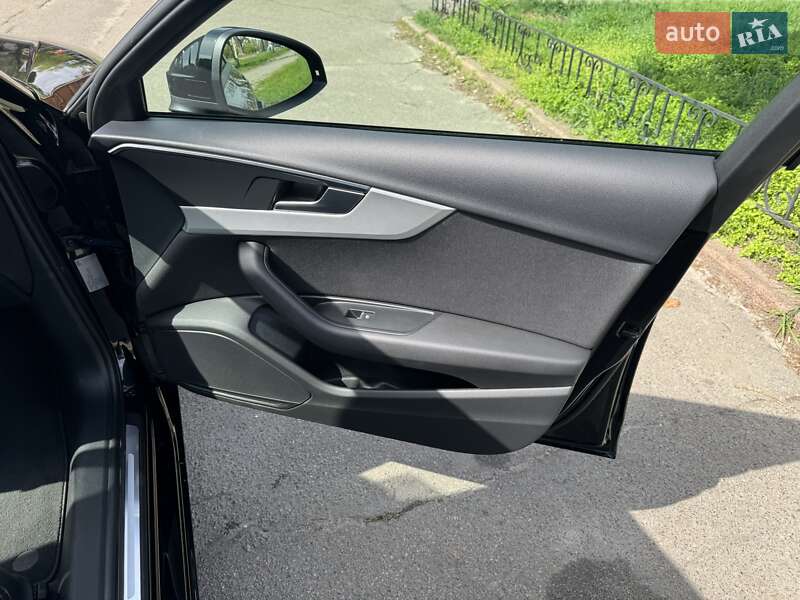 Універсал Audi A4 2018 в Умані