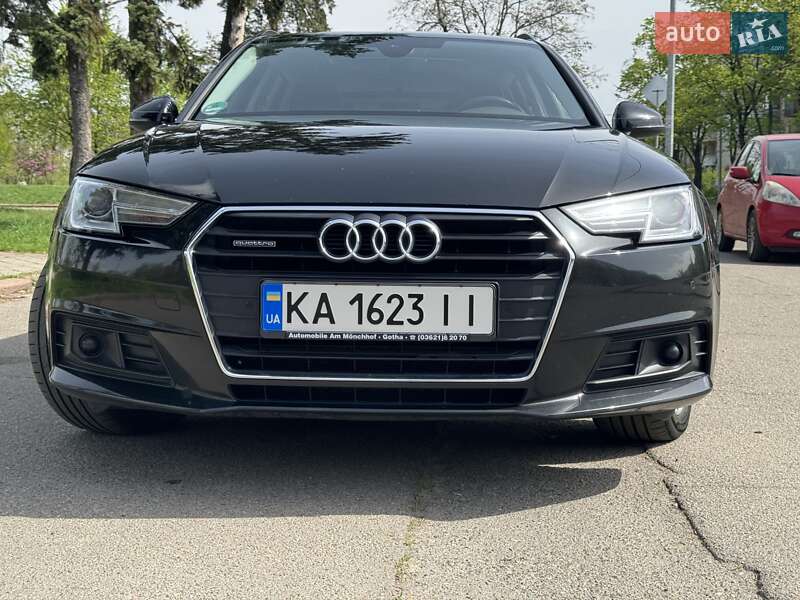 Универсал Audi A4 2018 в Киеве
