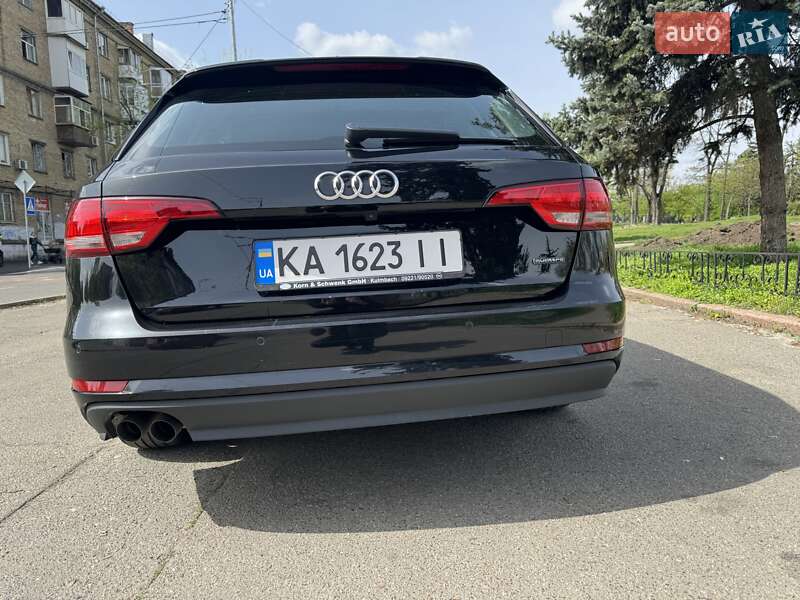 Универсал Audi A4 2018 в Киеве