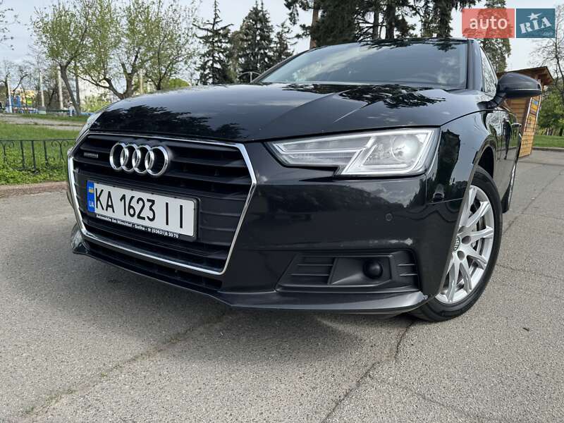 Универсал Audi A4 2018 в Киеве