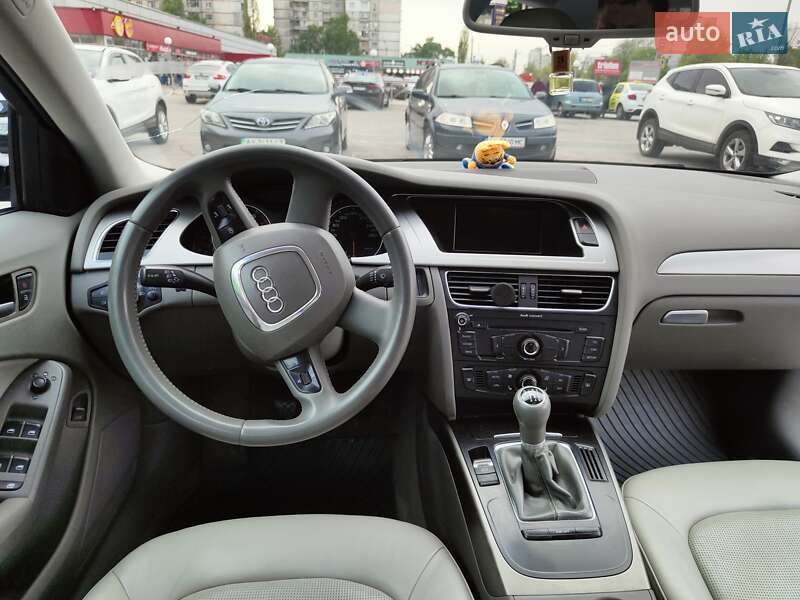 Седан Audi A4 2008 в Харькове