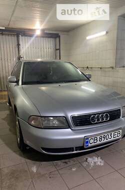 Седан Audi A4 1998 в Чернігові