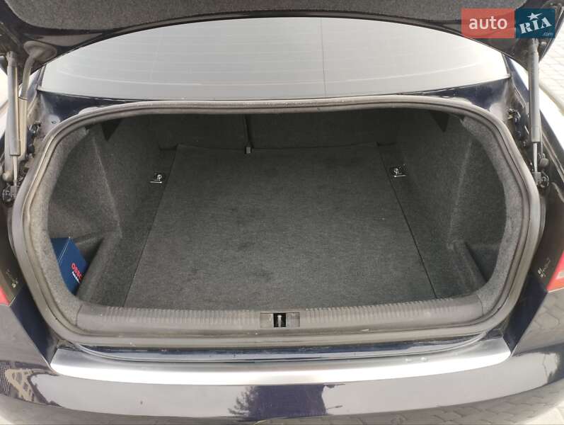 Седан Audi A4 2007 в Староконстантинове